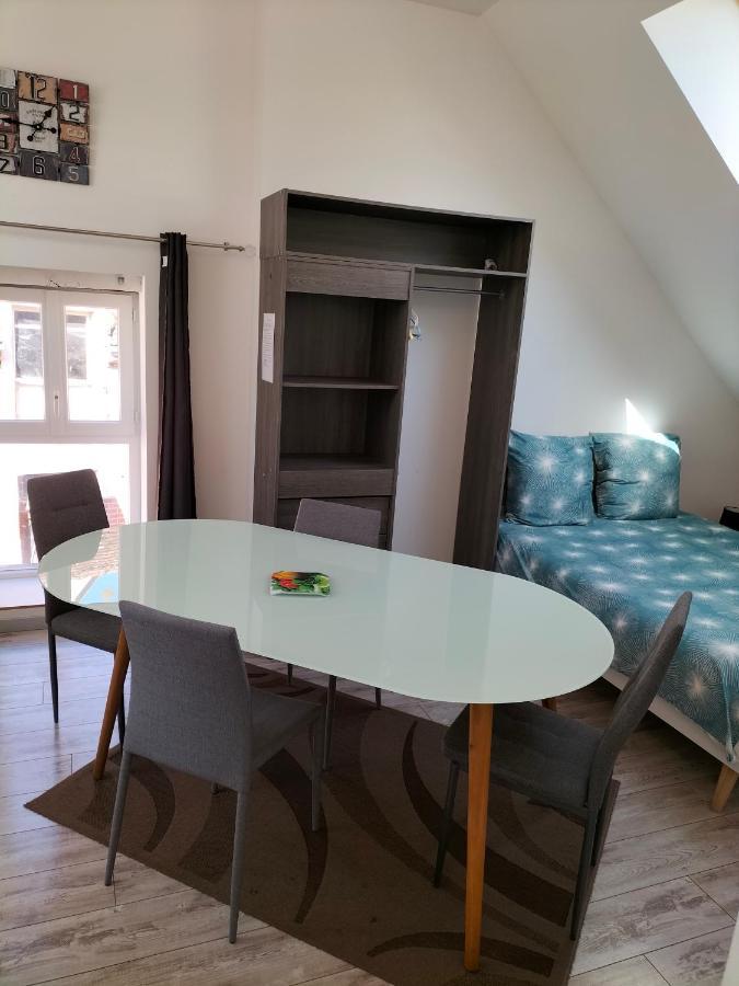 Au Velo Fleuri Apartment
